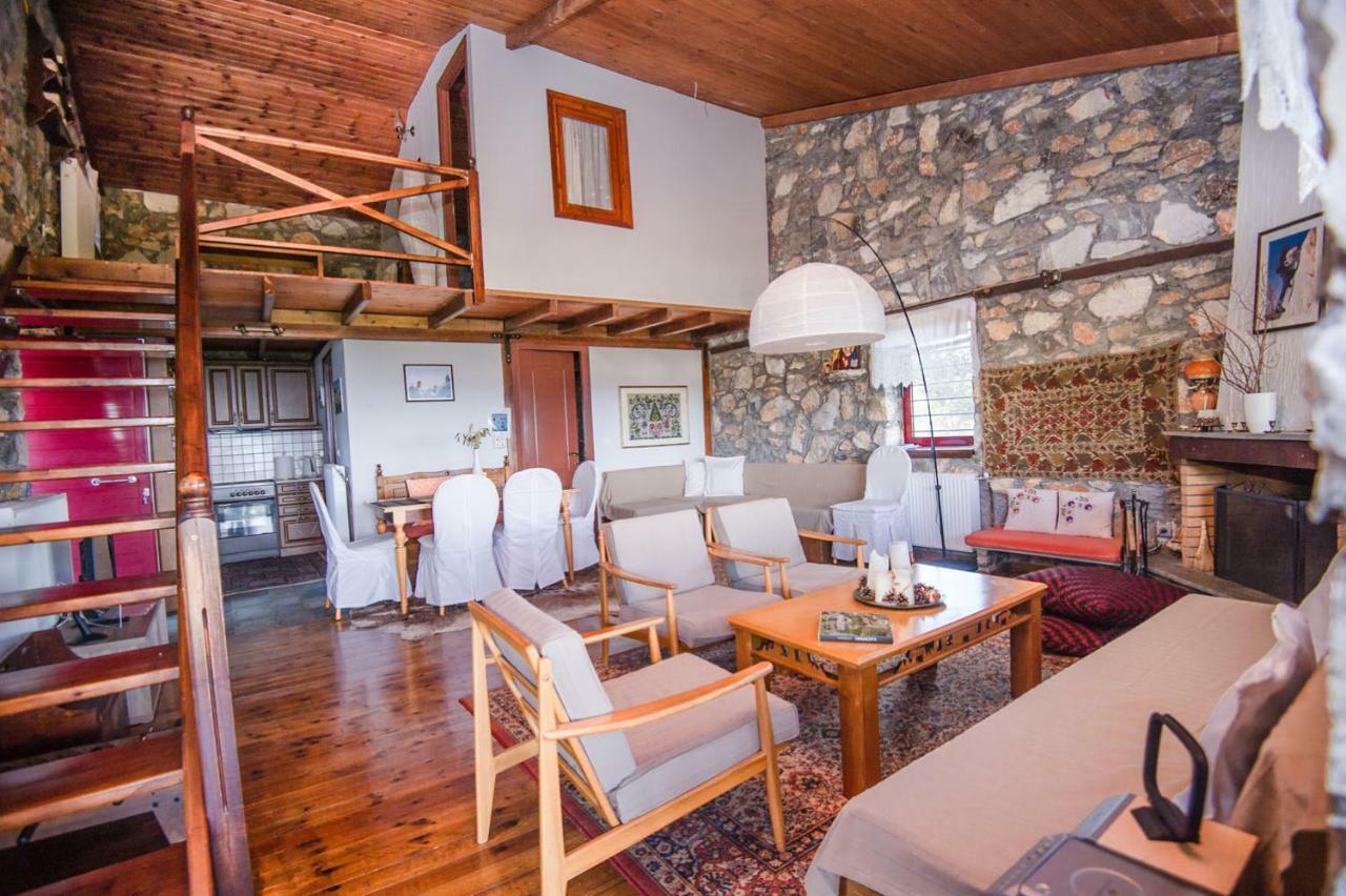 Stonehouse 2 Bedroom Chalet On Olympus Amazing View Pétra 외부 사진